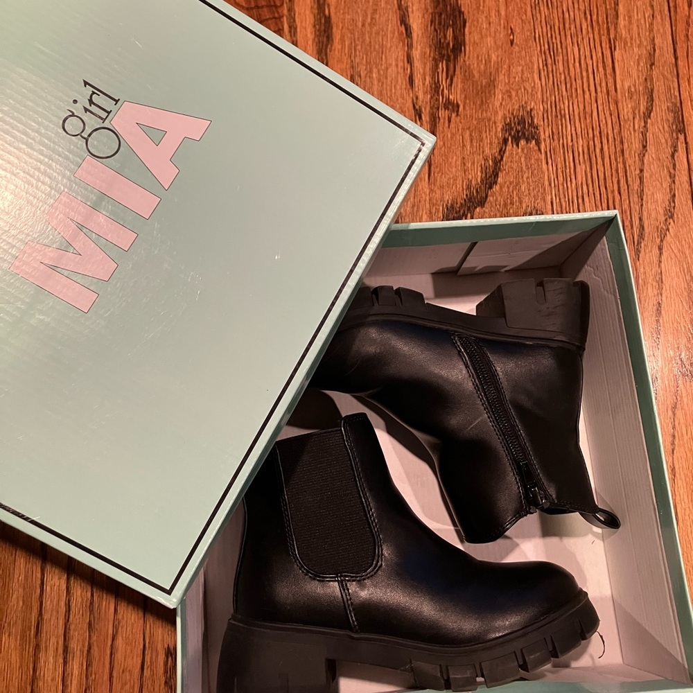 MIA Girl | Black Ankle Boots | size 13